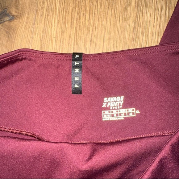 💕SALE💕Savage X Fenty Maroon Leggings - Picture 4 of 5